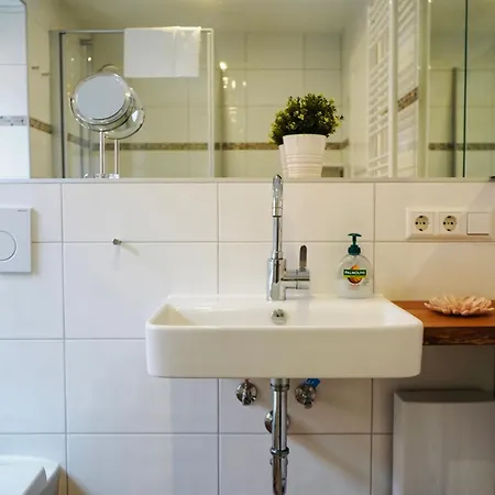 Altstadt Iv - Waschmaschine-parkplatz- Wlan * 볼프스부르크